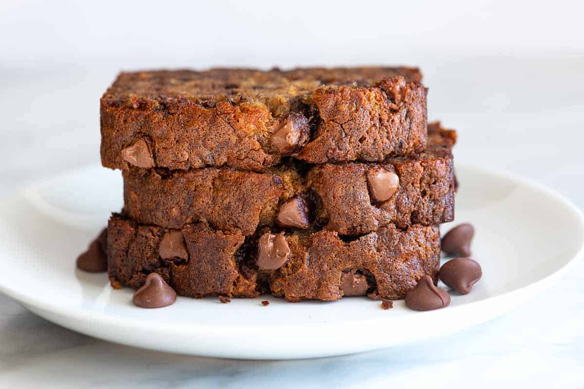 The easiest banana bread with chocolate chips
