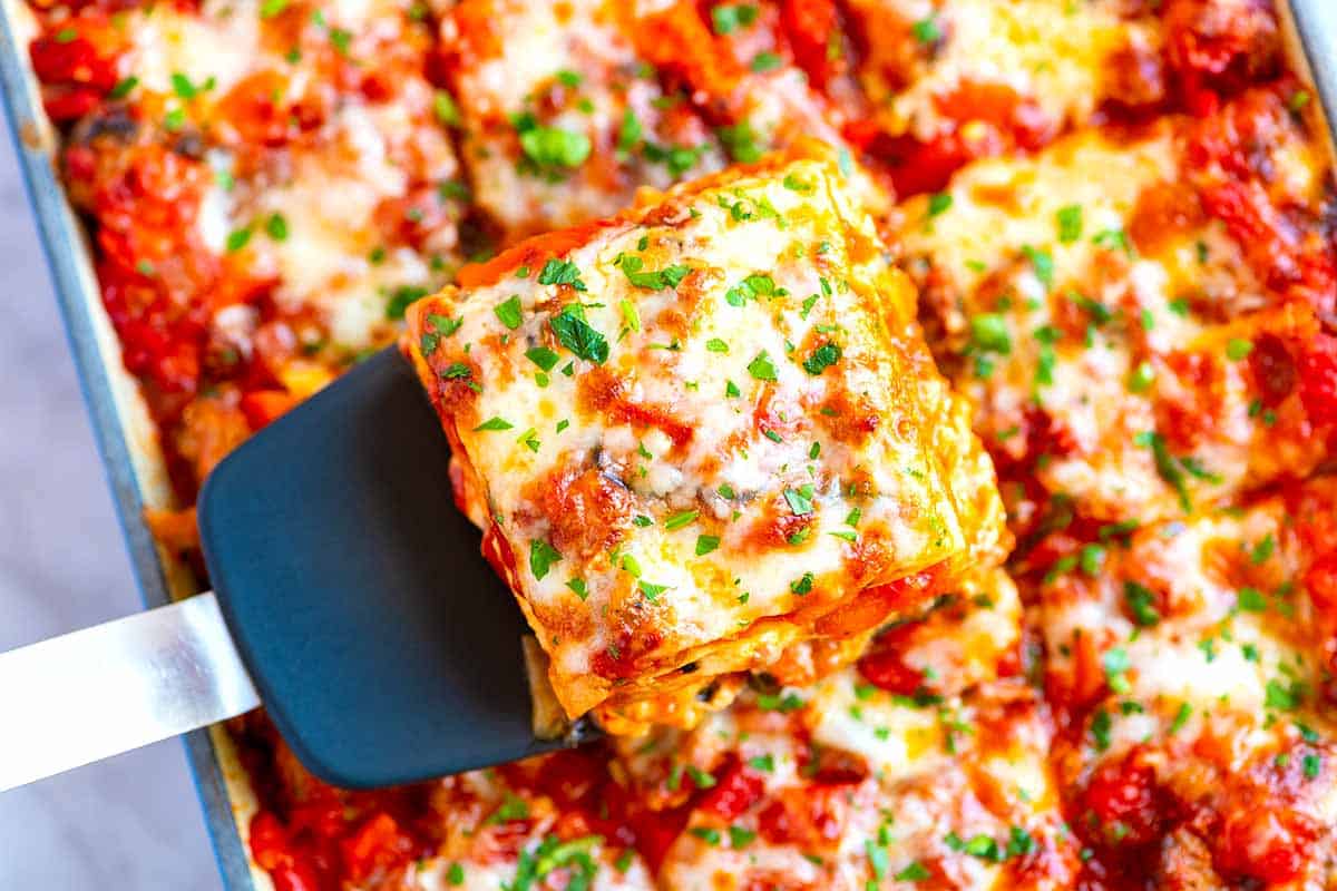 Easy Classic Homemade Lasagna with Meat Sauce