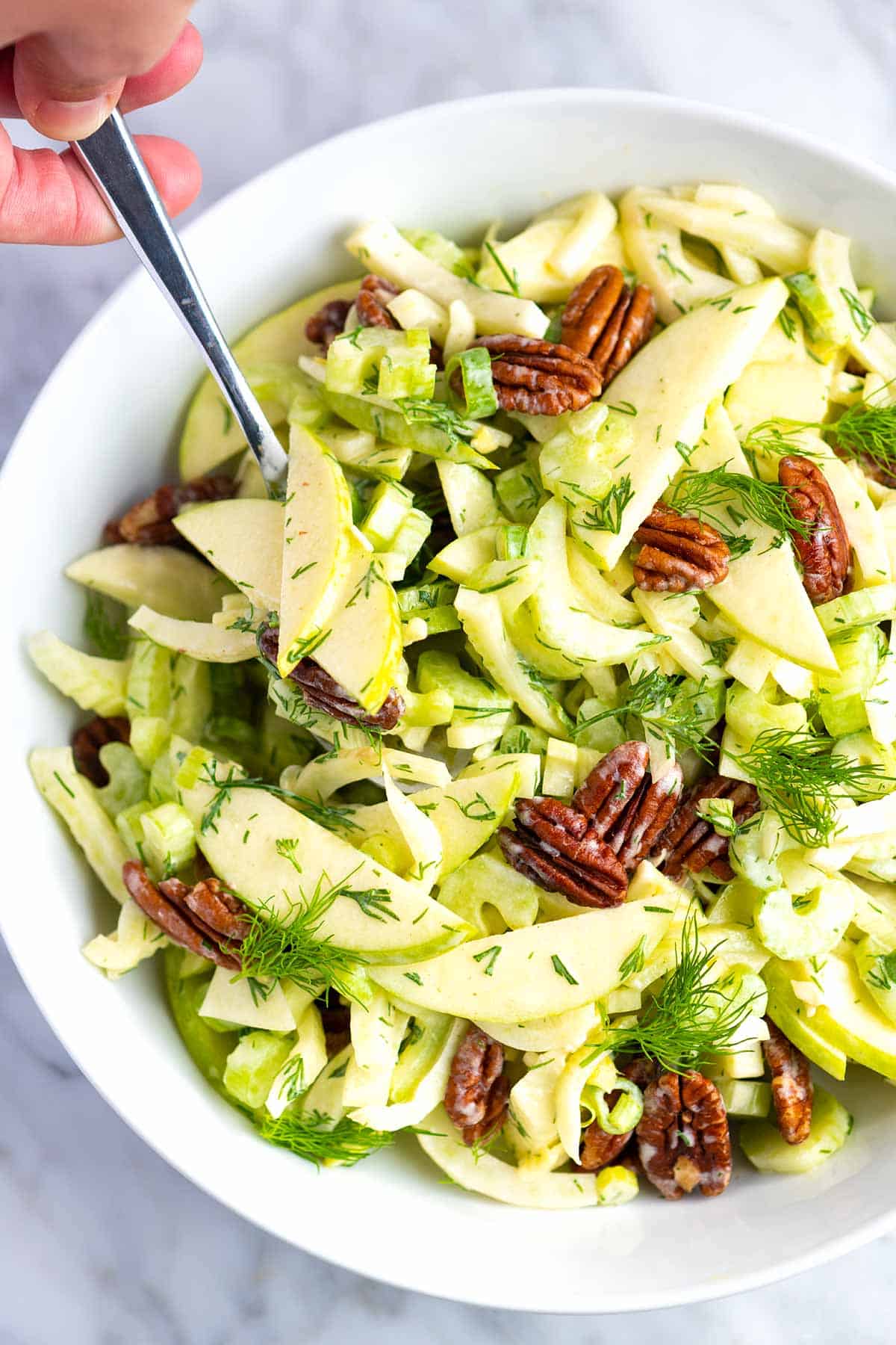 How to Make Creamy, Delicious Apple Salad with Fennel and Celery
