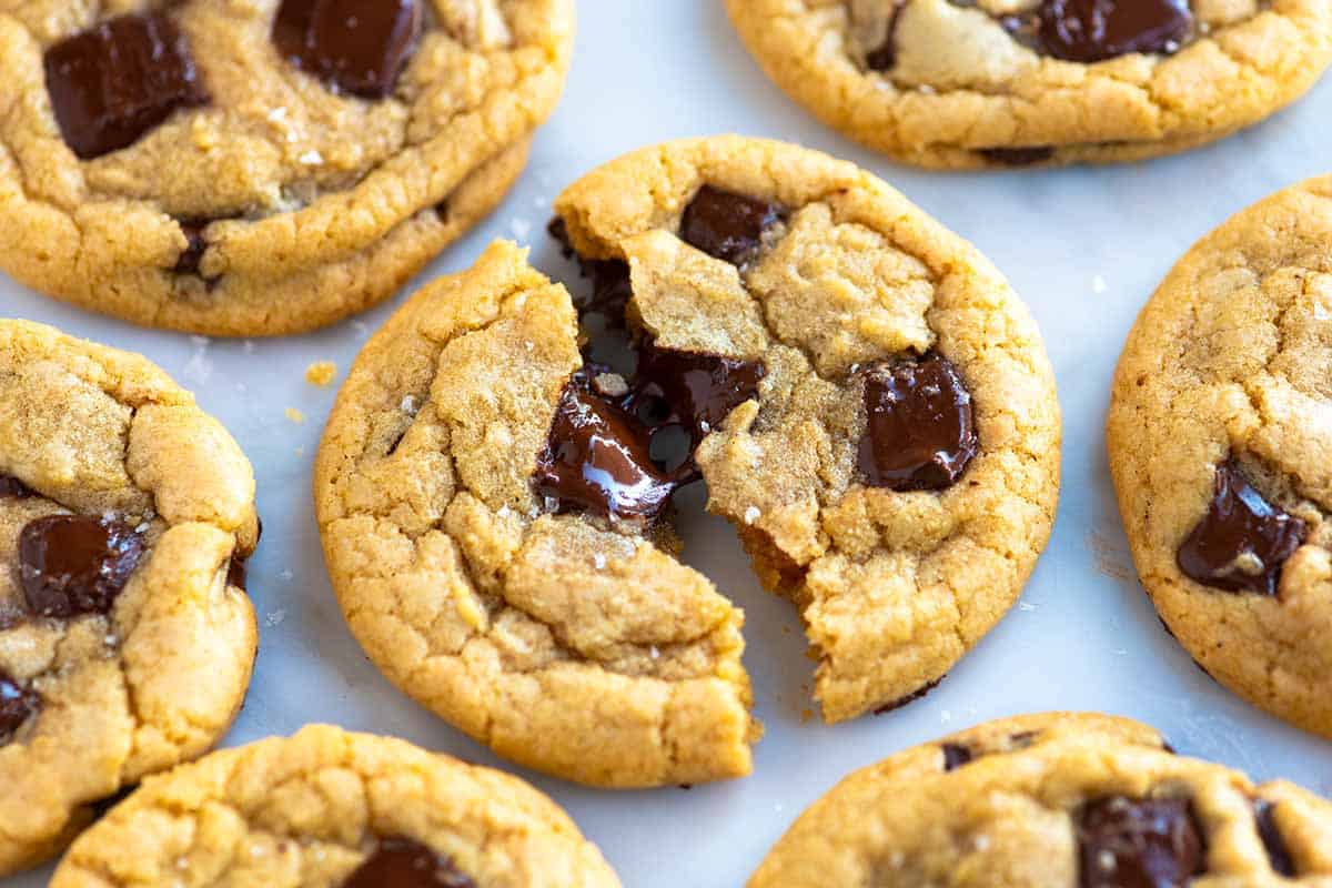 Easy Chocolate Chip Cookies