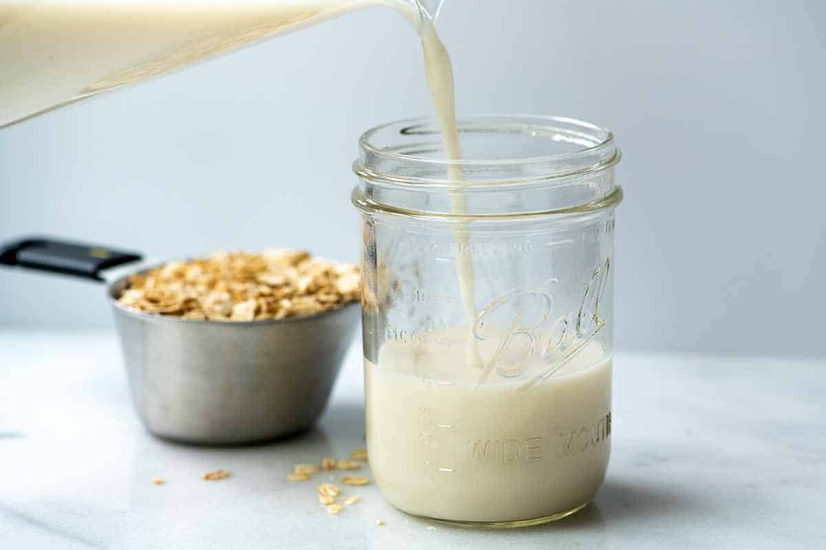 Vegan Oat Milk Recipe - Plant You - Blog Article - Milk Alternatives