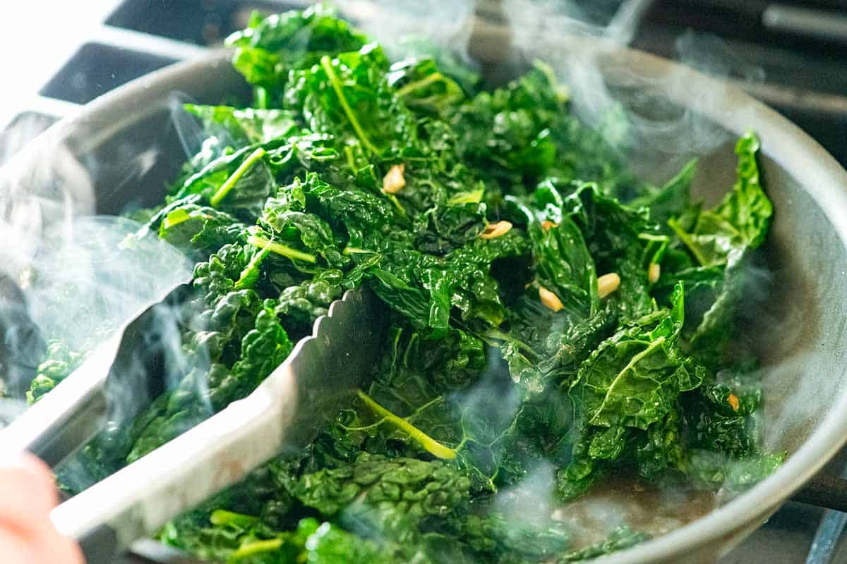 Cooking kale with garlic