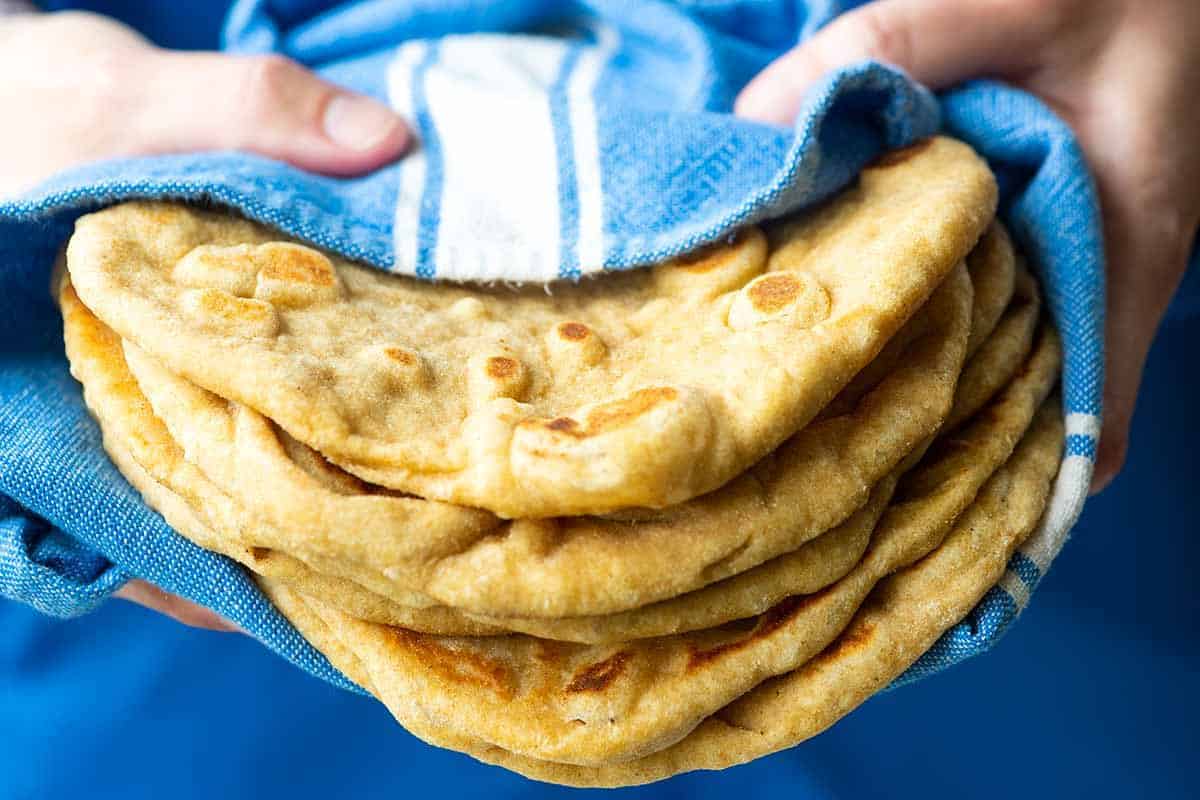 Pita Bread Recipe (Oven or Stovetop) 