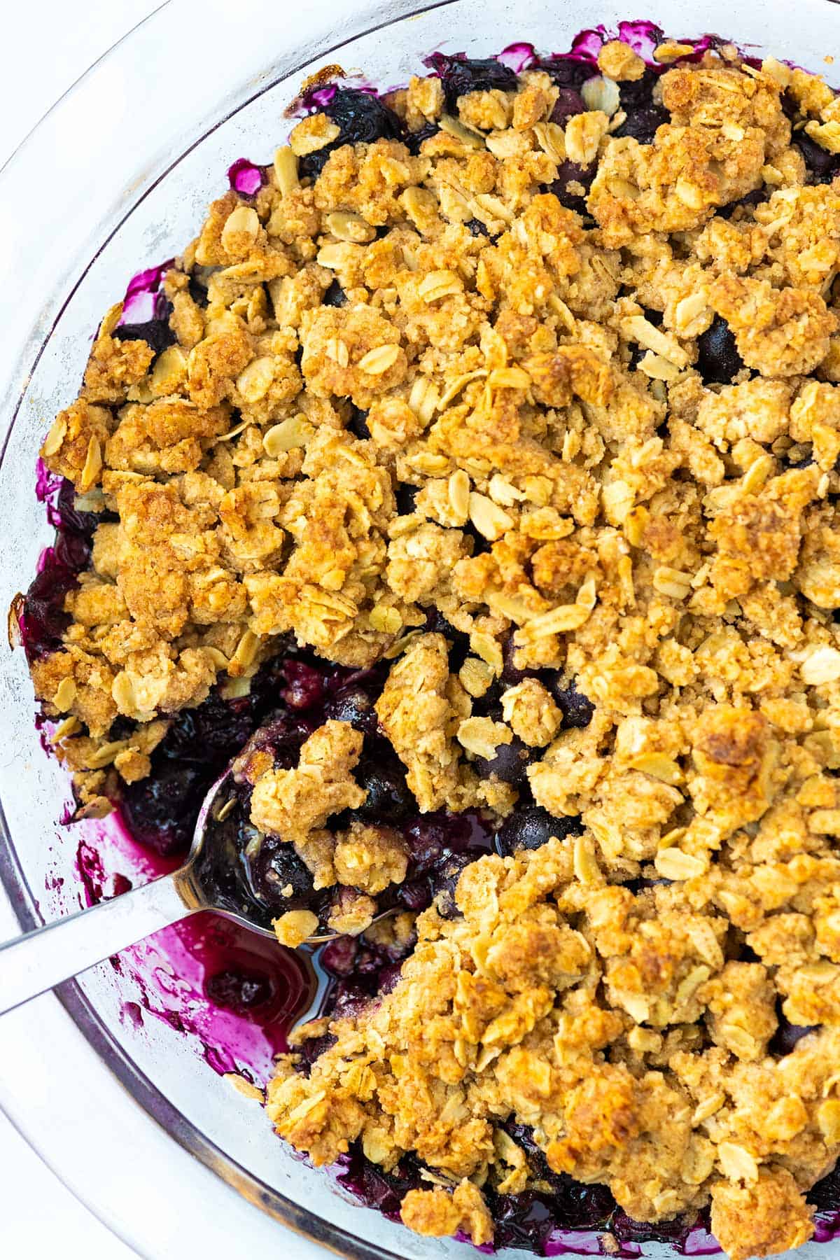 Homemade Blueberry Crumble with a topping made from flour, butter and oats.