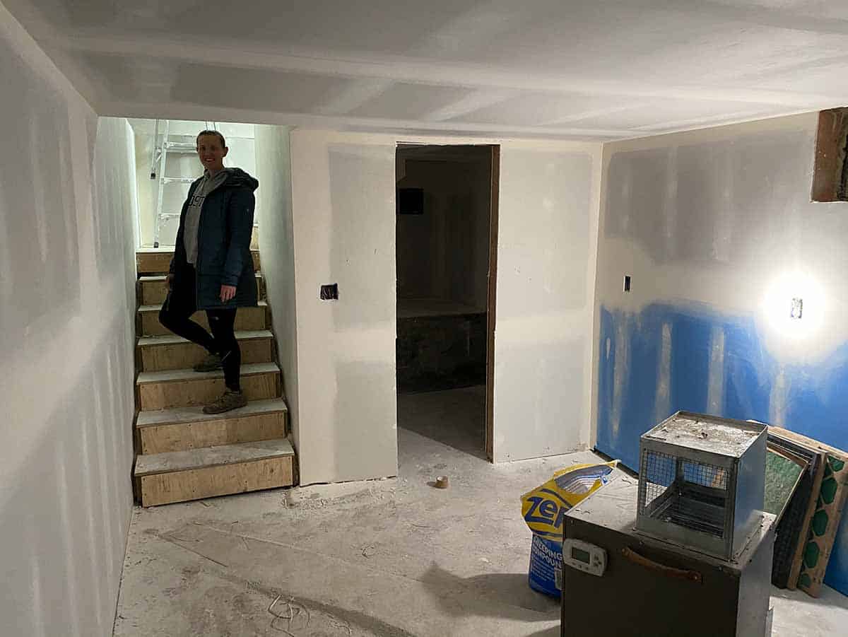 Basement space turned into a kitchenette