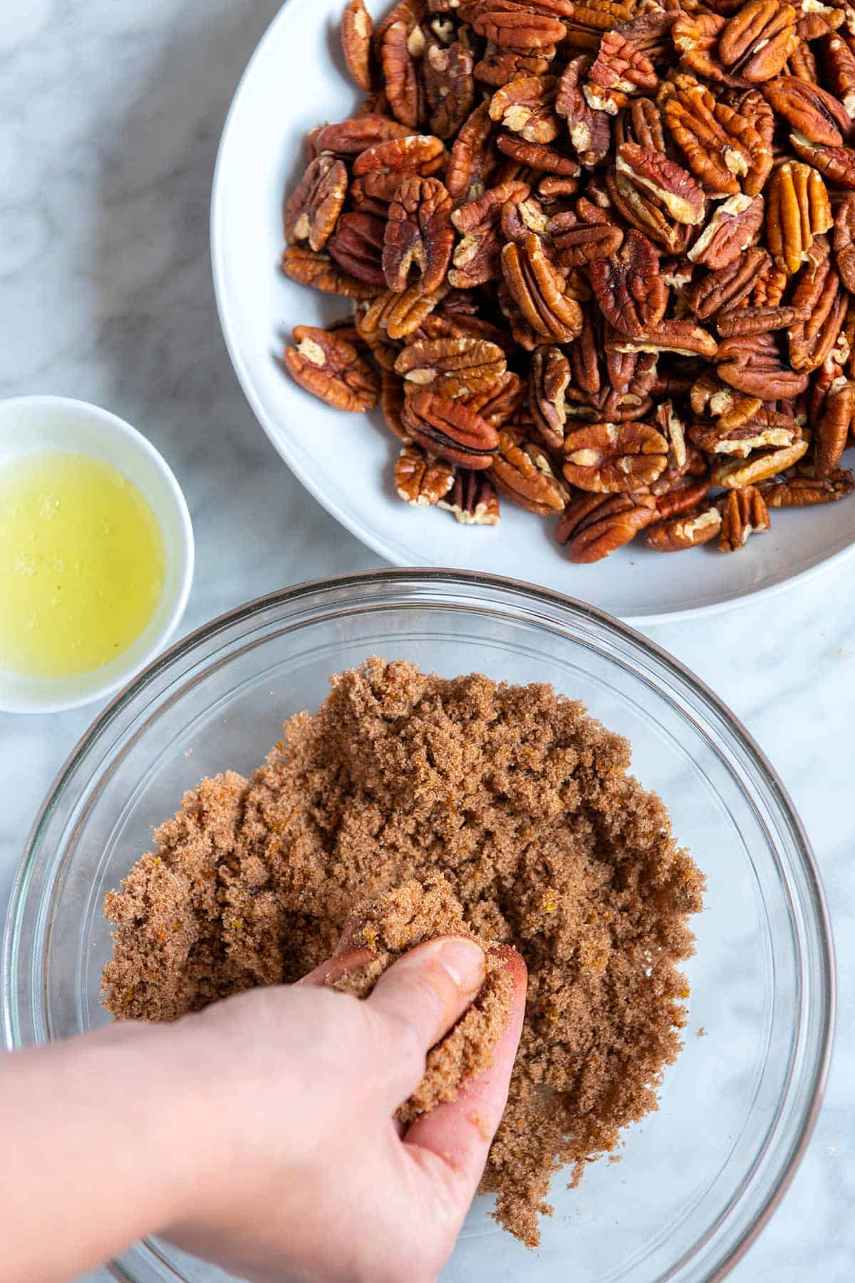 Making candied pecans