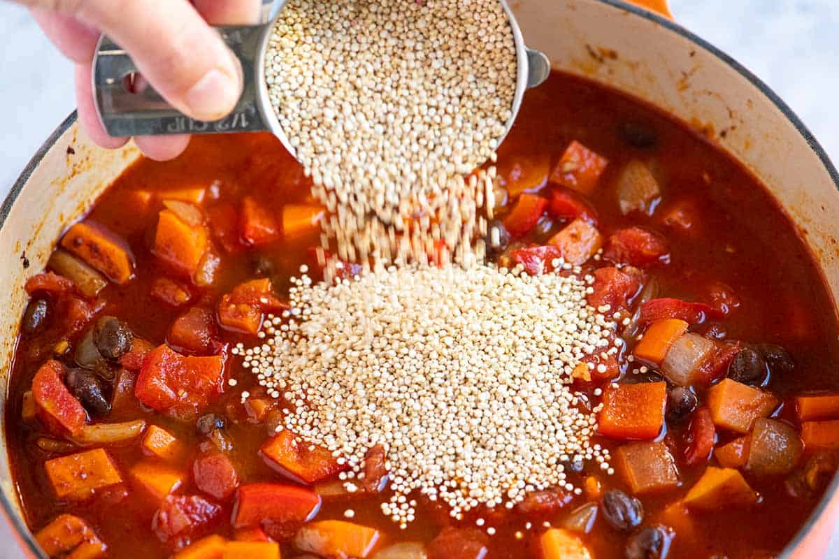 How to Make Vegetarian Chili: Adding quinoa