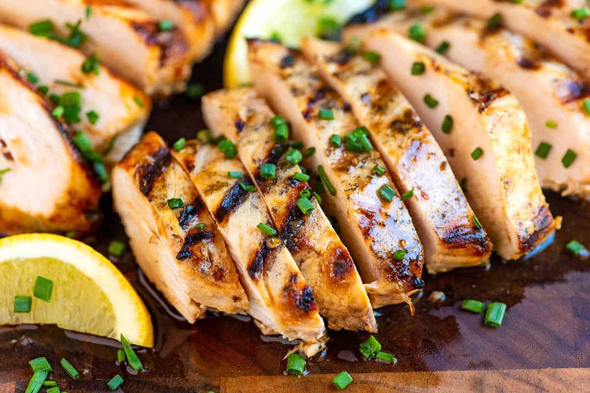 The Best Juicy Grilled Chicken