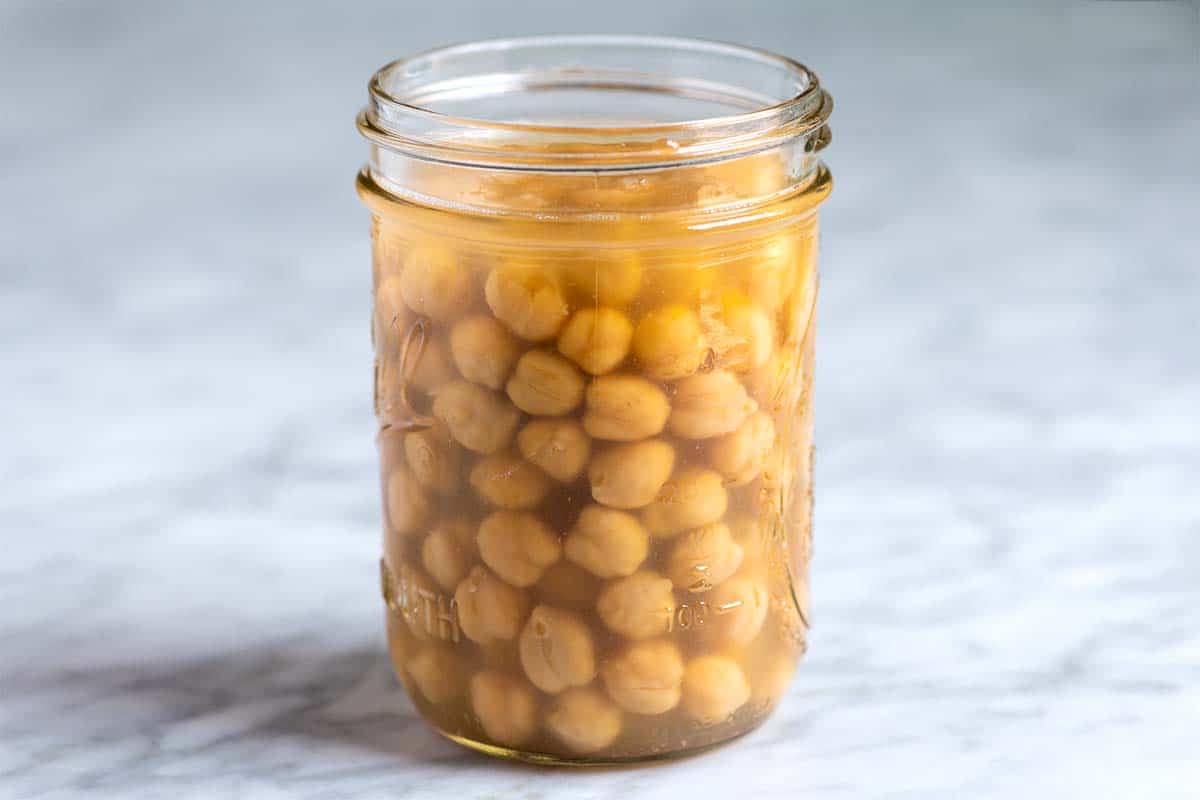 Aquafaba and chickpeas