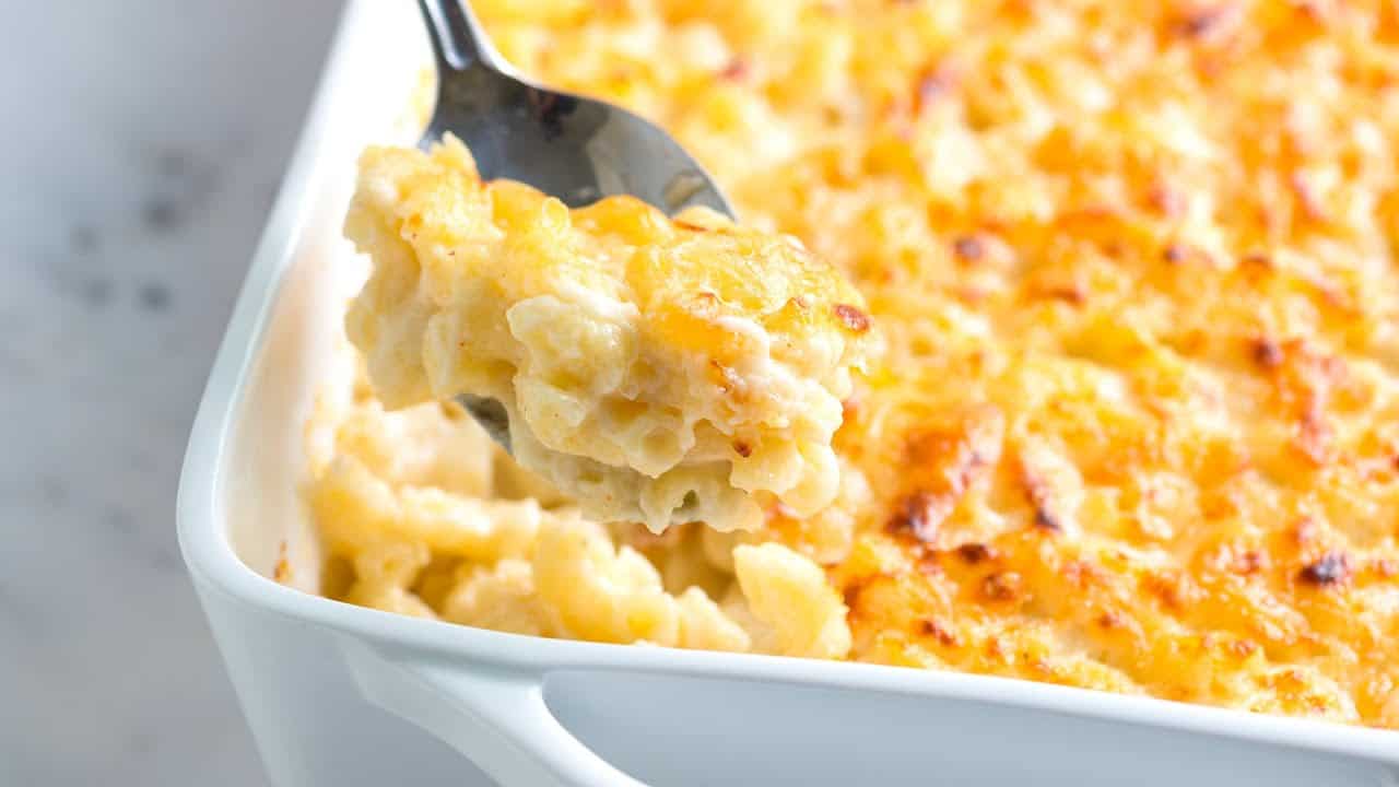 Creamy Baked Macaroni and Cheese Recipe Video