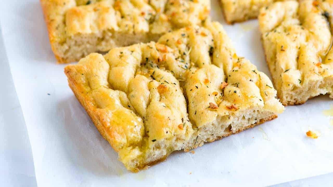 How To Make a 5-Ingredient Mini Loaf Pan Focaccia