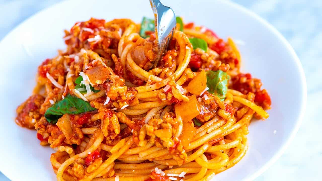 Spaghetti with meat sauce recipe video