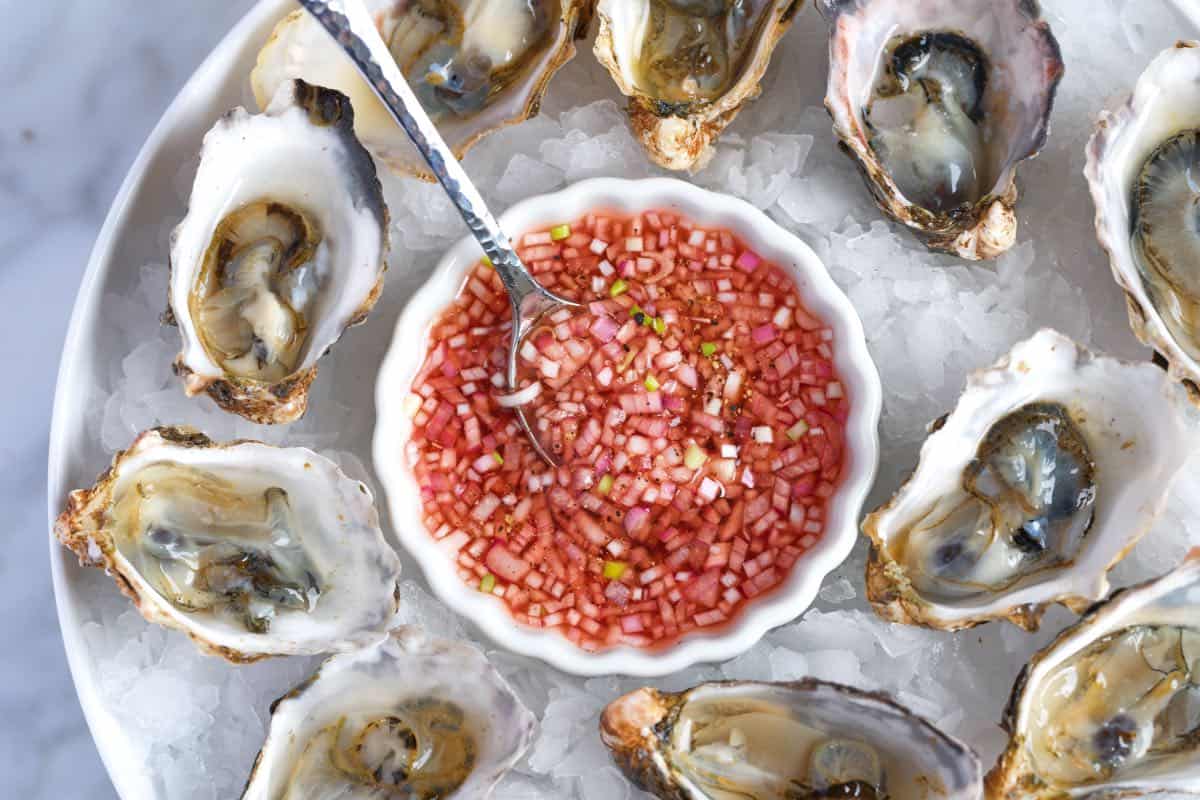 Basic Mignonette Sauce with Oysters