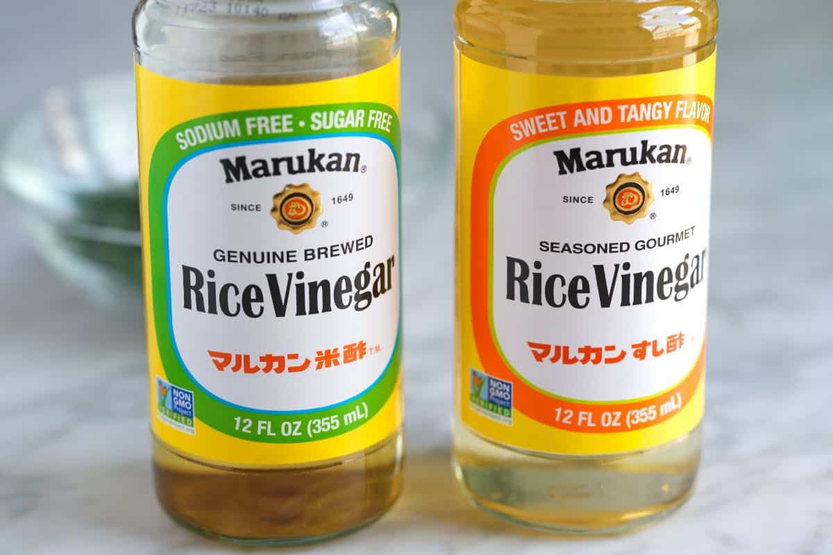 Unseasoned rice vinegar and seasoned rice vinegar
