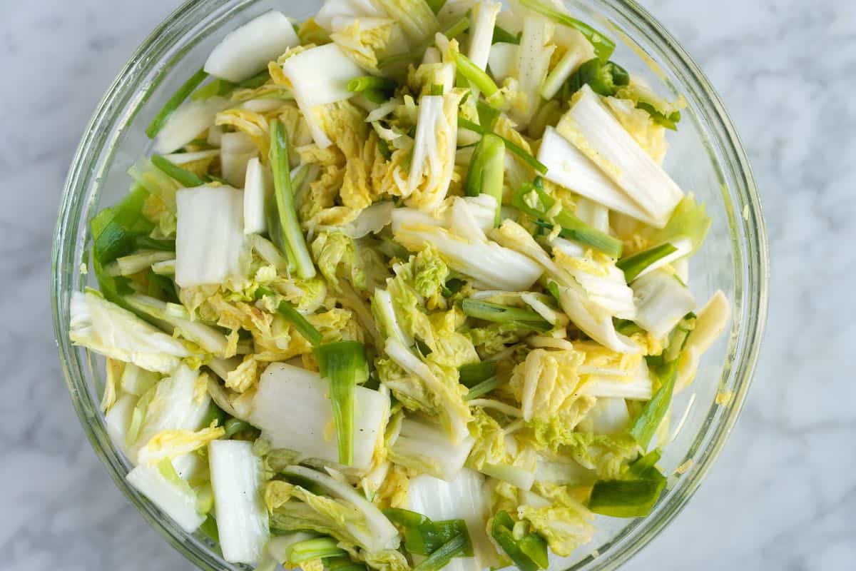 Salting cabbage for kimchi