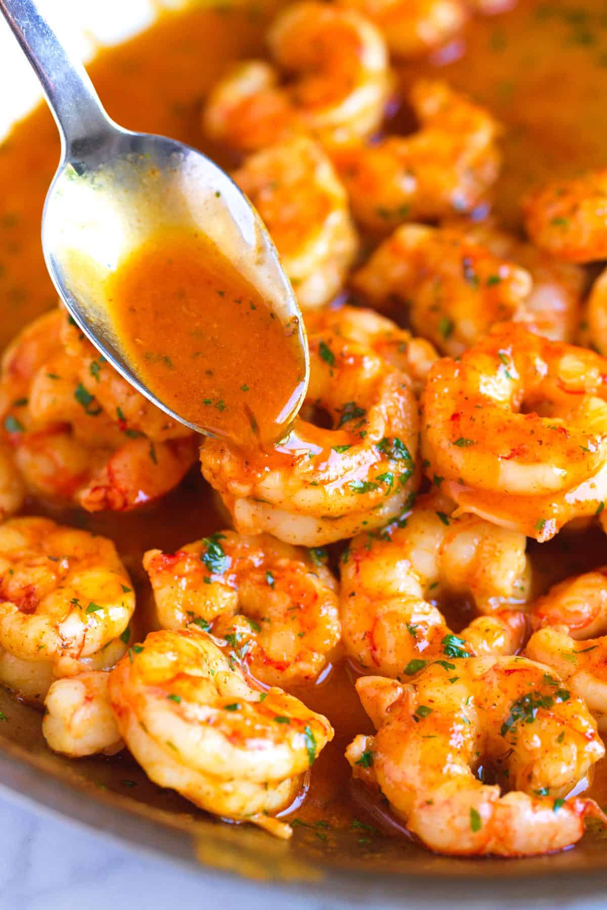 a skillet of cajun shrimp 