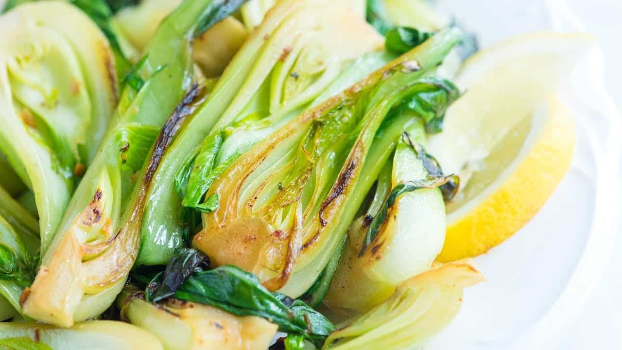 Vidéo de recette de bok choy au citron et à l'ail