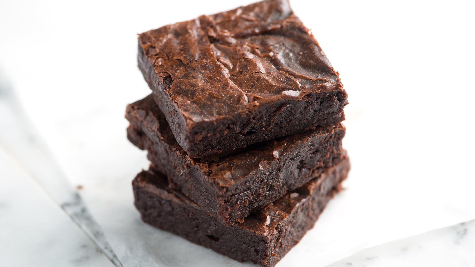 Sheet Pan Brownies {Fudgy Brownies}