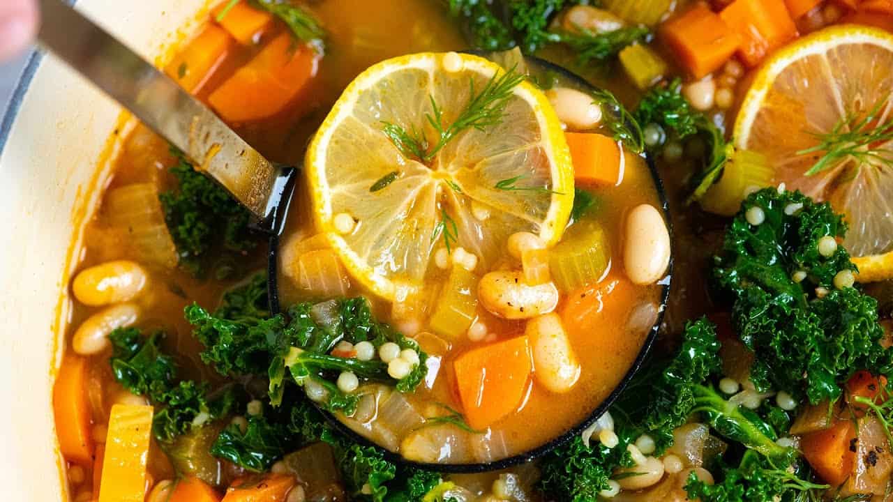 1-Pot Chicken Soup with White Beans & Kale - Minimalist Baker Recipes