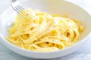 Easy Homemade Fettuccine Alfredo